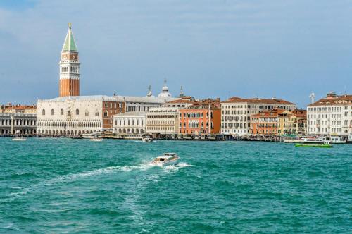VENICE CAPPUCINA GUEST HOUSE in Venetië