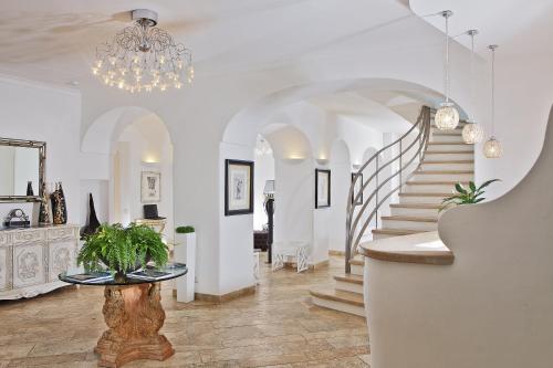 حانة/استراحة, فندق أورسا ماجيور (Hotel Orsa Maggiore) in اناكابري