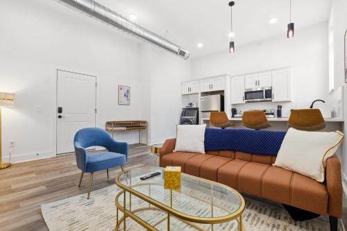 1 Mi to Dtwn! New Pet-Friendly Condo in Pittsburgh