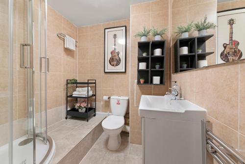 Camden Apartment By Morethanstays 4