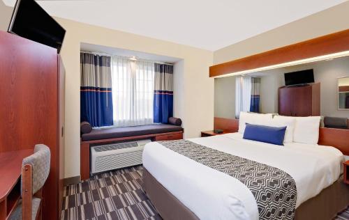 Microtel Inn & Suites by Wyndham Middletown in Middletown, USA