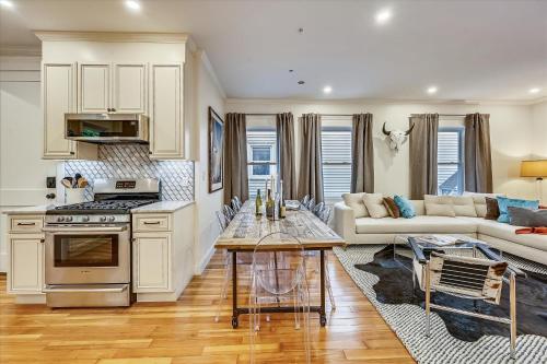 Stylish Boston Renovation Near T in Jamaica Plain