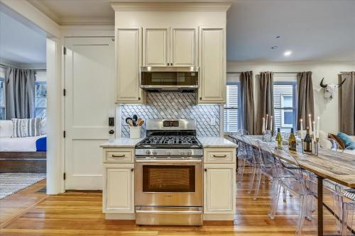 Stylish Boston Renovation Near T in Jamaica Plain