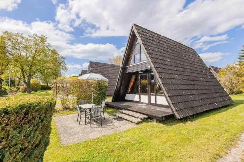 Ferienwohnpark Immenstaad am Bodensee Nurdachhaus Typ 7 ND 28 in Immenstaad am Bodensee, Deutschland