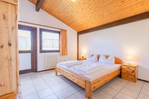Ferienwohnpark Immenstaad am Bodensee Satteldachhaus Typ 9 SD 25 - image 22