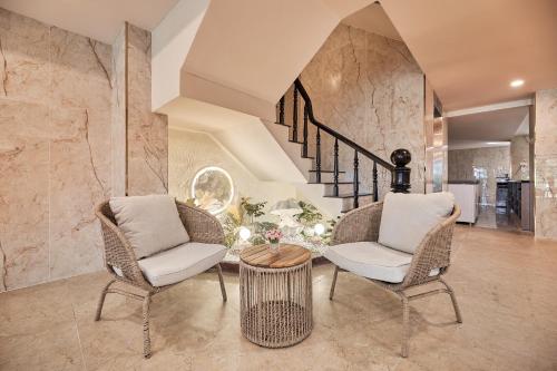 K’ool Hotels & Suites  in Биньтан