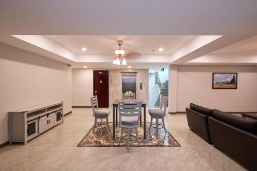 K’ool Hotels & Suites  in Биньтан
