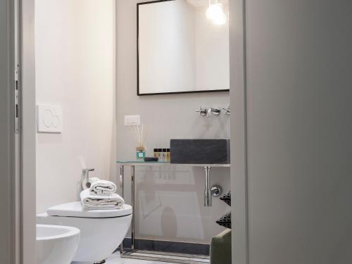 Tornabuoni Place - image 6