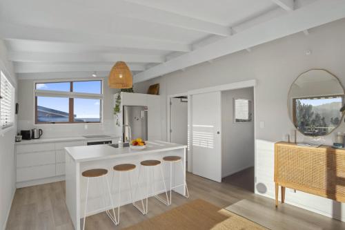Tideview Cottage - Incredible Views - Tairua in Tairua