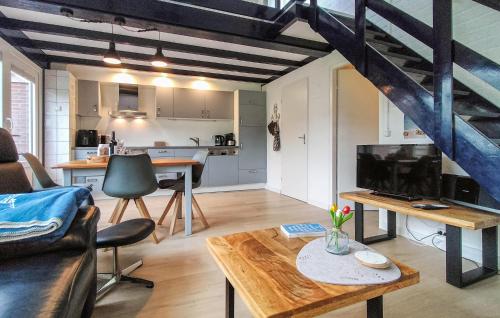 Nice Home In Stavenisse With Swimming Pool in Tholen