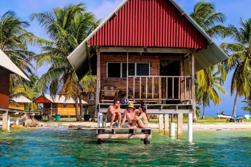 Islas de San Blas cabana sobre el mar Wailidub in El Porvenir