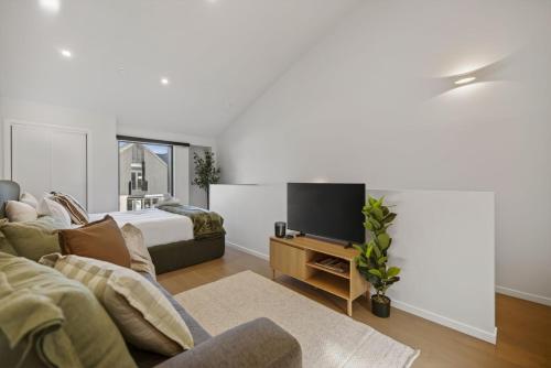 Remarkable Loft - image 5