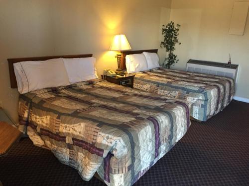 Rustic Motel Rolla