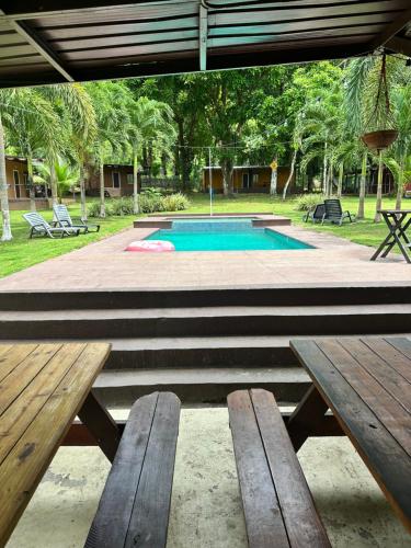 La macana Ecotour in Puerto Lindo