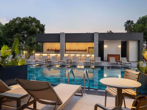 MERCURE ANTALYA KONYAALTI – khách sạn tại Vịnh Tây Kemer