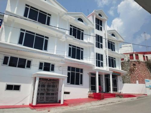 Hotel Gaurav Palace