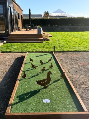 Peaceful On Pembroke with Mini Putt – khách sạn tại Stratford