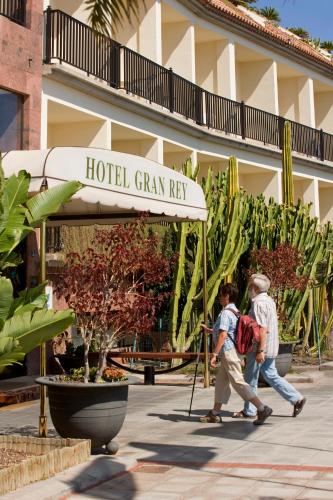 Hotel Gran Rey - image 6