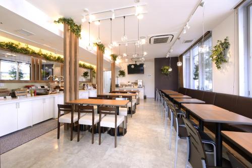 Pub/Lounge, Vessel Inn Hiroshima Station near Hirosima Kortárs Múzeum