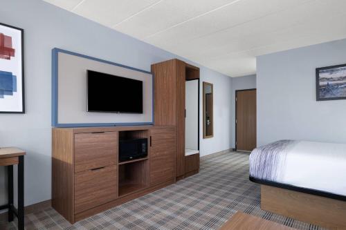 Cobblestone Hotel and Suites - Baldwin - image 6