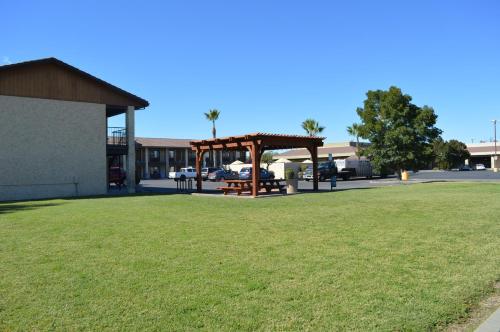 Orland Inn - image 11
