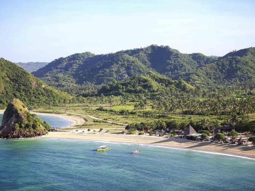 Novotel Lombok Resort & Villas – khách sạn tại Kuta