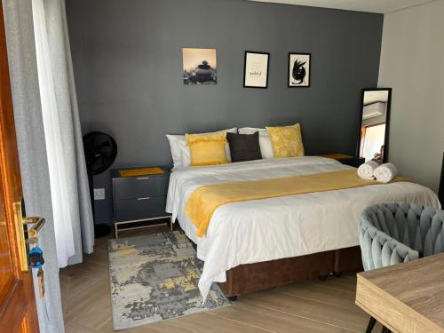 Black Villa Lodge