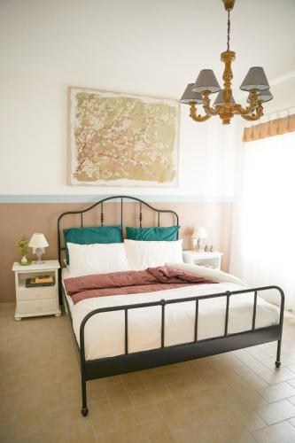 Villa Maline - Hidden in Nature, Jacuzzi & Sauna in Loro Piceno