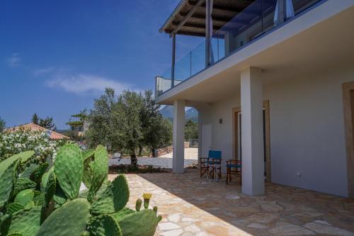 Philia-Modern Living with Panoramic Sea View in Riglia