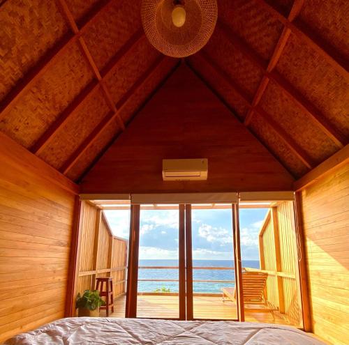 . Aresona Cliff House