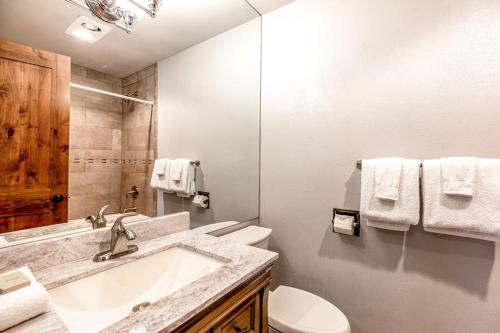 Beaver Creek West Mountain Condo in Avon, USA