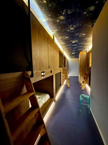 The POD Suite Hostel Joaquin Sorolla in València