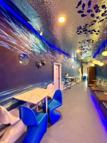 The POD Suite Hostel Joaquin Sorolla in València