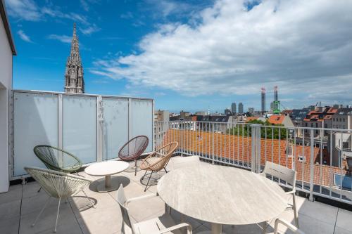 Seaside Oostende Apartment with Large Sunny Terrace - image 2