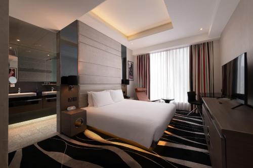 room detail thumbnail 0