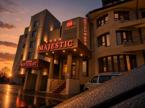 Hotel Majestic City Center – khách sạn tại Uzinei