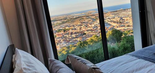 LE ROUQUIER Studio Terrasse, Vue Exceptionnelle, Climatisation