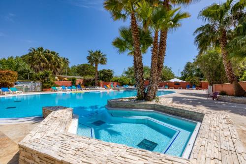 Exterior view, Bungalow in Agde