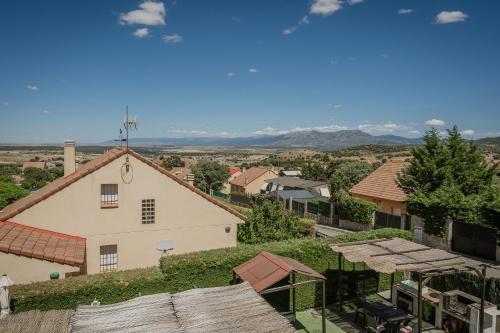 Exterior view, Disfrutar y relajarse el Robledal in Zarzuela del Monte