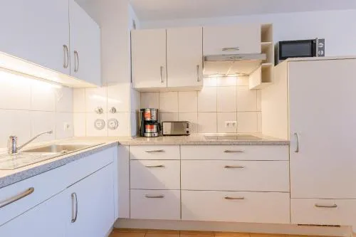 Ferienwohnpark Immenstaad am Bodensee Zwei-Zimmer-Apartment 51 08 in Immenstaad am Bodensee, Deutschland