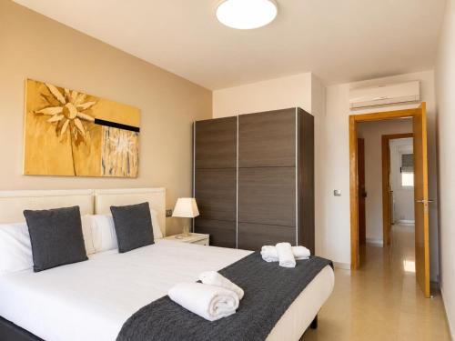 Malaga Center Flat Exclusive - image 31