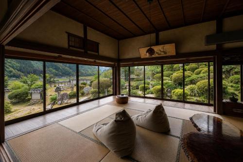 Villa Kuon Kisa 静かな里山に佇む古民家宿 – khách sạn tại Miyoshi