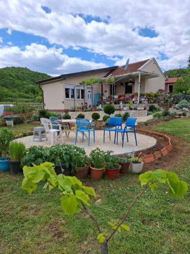 Komani Hideout