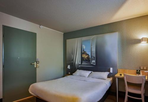 1 queen bed