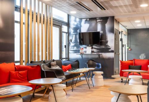 ibis Lyon Bron Eurexpo - image 8