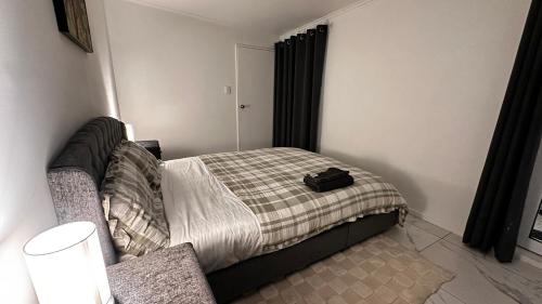Affordable Private Sleep-Out Rooms in سيدن هام