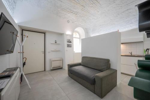 Paloma - Best Position in Parma