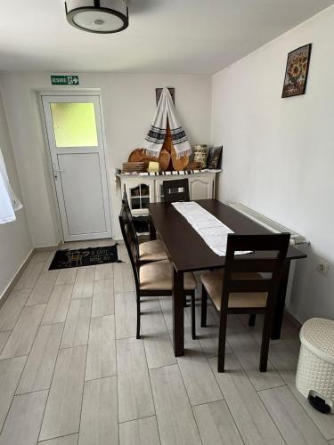 Agropa Rooms & Garden Events in Prundu Bârgăului