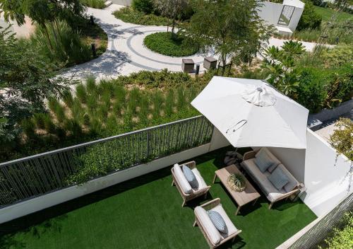 Allsopp & Allsopp - 4-Bedroom plus maid's room Villa in Aura Gardens Tilal Al Ghaf - - image 14