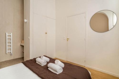 Tour Eiffel - Champ de Mars Exquisite 3BD 3BTH - image 37